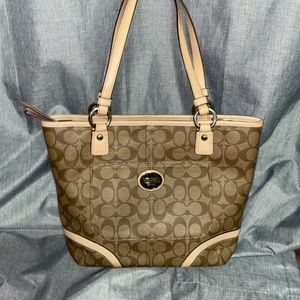 Used Like NEW Coach Purse